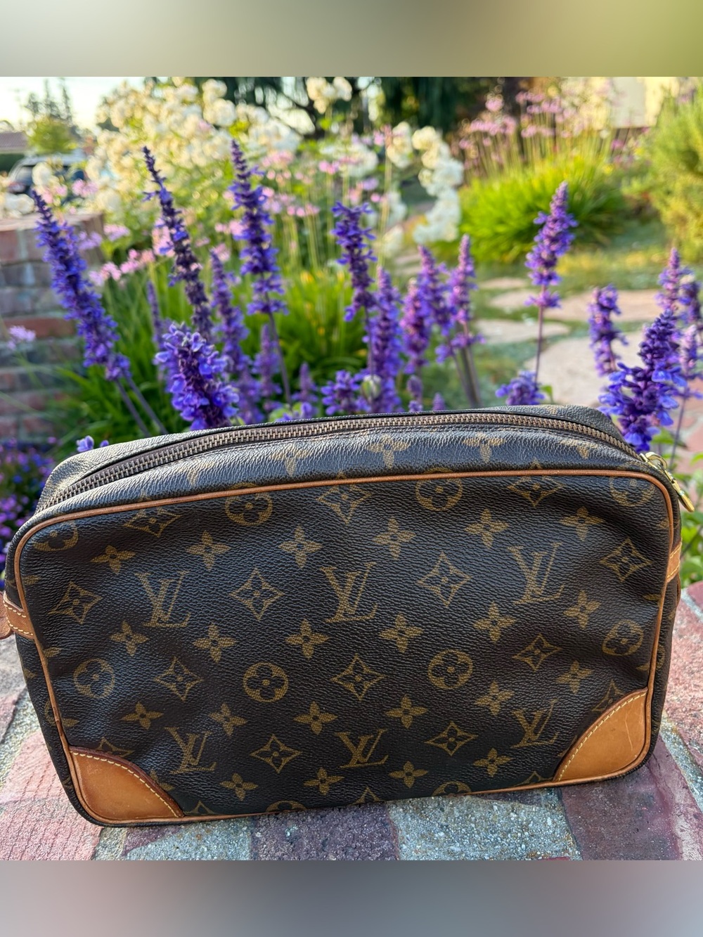 Authentic Louis Vuitton Monogram Vintage 1995 Clutch Purse Nice Shape 11”x 7” - Picture 3 of 13